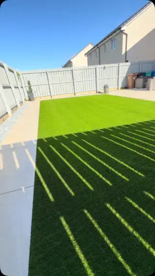 35mm hampden natural look artificial grass installation 
Artificial grass supplied by our trusted supplier @grassedartificial 
😮‍💨😮‍💨😮‍💨