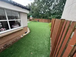 Another garden completed recently at a property in Carnbroe 👌
The old artificial grass was removed, new groundworks were carried out, and the ever-popular 35mm natural-look Hampden artificial grass was installed 🌱
Artificial grass supplied by @grassedartificial 
We also built new timber planters filled with soil and bark, and fitted heavy-duty 6x2 timber beams for the football netting ⚽️
🟢 Full ground preparation
⚪️ Quality artificial grass supplied and fitted
⚫️ All waste removed and garden left clean and tidy
Another very happy customer 😊 It’s now a brilliant space for the kids to play and practise their football all year round!
We offer 4m and 5m-wide artificial grass, optional block edging and artificial-grass maintenance packages.
If this is something you’d be interested in, send us a few photos and rough measurements for a quick, free quotation.
📲 WhatsApp: 07557 552427
📧 info@cutnblolandscaping.co.uk