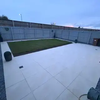 Another great example of why customers choose artificial grass 🌱
We know it’s not for everyone, but this customer had recently had their new-build garden landscaped by another contractor, and the turf was left as it was. 
It was constantly soggy and wet, making that part of the garden almost unusable.
We cleared the area, installed a membrane, laid a solid Type 1 sub-base and granite sand laying base, then fitted the ever-popular….
35mm Hampden natural-look artificial grass from @grassedartificial 
It looks fantastic and can be enjoyed all year round. Another very happy customer! Great install by the team 👏 
Artificial grass specialists 🌱
The Cut N Blo team